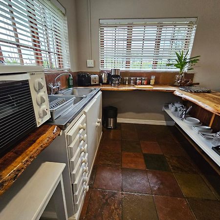 Tsitsikamma Gardens Cottages Self-Catering Cottages Sanddrif Экстерьер фото